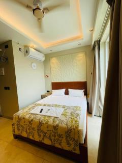 Studio Apartments In Greater Noida West, Ek Murti - 8