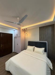 Sunset luxe Modern one bed apartment - 7