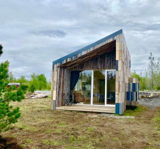 Guesthouse With Lake View - 9