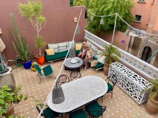 "LE 21", EXCLUSIVE LUXURY DUPLEX 400m FROM JEMAA EL FNA PLACE -HAMMAM-JACUZZI-KOUTOUBIA VIEW-ROOF TERRACE -SPEED WIFI - Marrakesch - 5