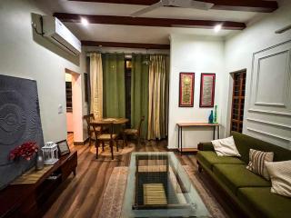 Red Manor - 8