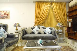 Cozy 2BR Ground Floor Stay in Central New Cairo - 5
