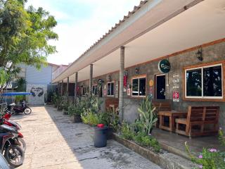 Baanmaneerat บ้านมณีรัตน์ เกาะล้าน - 6