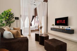 Cozy Luxe Suite KLIA Stay Netflix Pool & Gym - 8