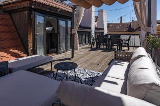 Old Town Rooftop Apartment on Karlova near Charles Bridge - 0