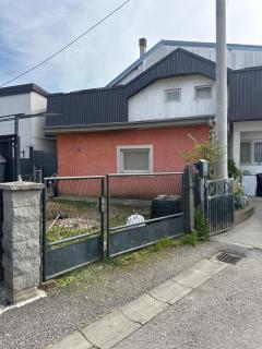 New Studio for 2 - Private Entrance - 1