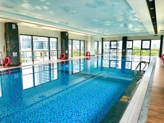 Lux Two-bedroom Apt With Private Walking Pool, Swimming Pool And Gym, 40 Minutes To Airport - 9