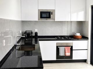 Appartement t2 moderne, piscine sur le toit - 3