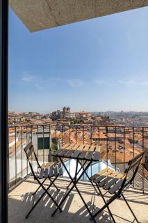 Boutique Duplex Private Balcony Monumental View E - 4