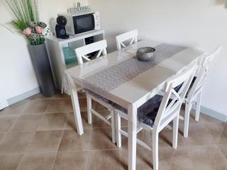 Bright accommodation near the sea in Zambratija - 6