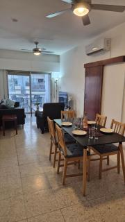 10min Walk to Finikoudes Beach, Spacious 2-Bed Apartment - Larnaca - 8