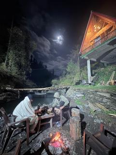 The Riverbank Nest - 7