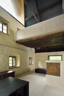 Alpine Contrapposto - 9