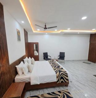 Hotel Sooryavanshi - 6
