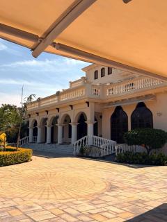 Gemini Guest House and Resturant Gulberg Greens - 6
