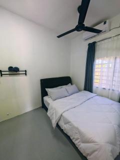 Akani Homestay - 4