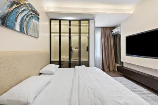 Lona homes - 0