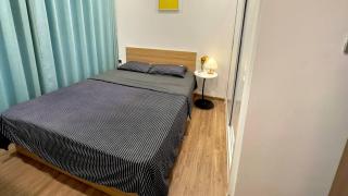 Beautiful Two-bedroom Central Location With Pools, Gym, Private Walking Lake - 5