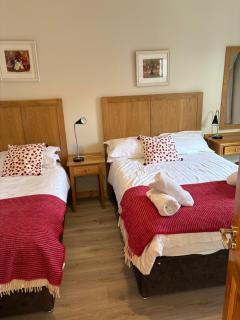 Roundstone Retreats Abbys cottage - 7