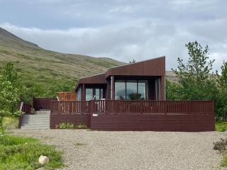 Cabin near Reykjavík - hot tub - 7