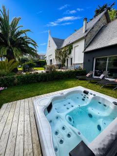 SKOL YANER 80 m de la plage Vue mer Jacuzzi 12 Personnes Maison familiale Jardin clos - 8