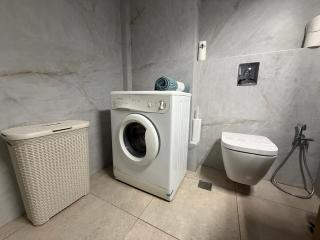 Sunny 1-Bedroom Apt 10 Min Walk to Acropolis - 1