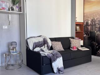 Studio Flat Full optional business and care Fiera e Policlinico - 8