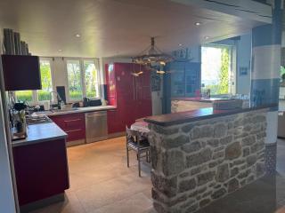 SKOL YANER 80 m de la plage Vue mer Jacuzzi 12 Personnes Maison familiale Jardin clos - 4