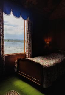Kings Houseboats - Srinagar - 6