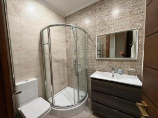 Modern 2BRl2Bath Apartment In Downtown Yerevan With Balcony & Panoramic View - 9