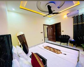 Solvex guest house karachi - 4