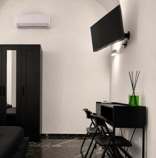 Santa Chiara Guest House - 4