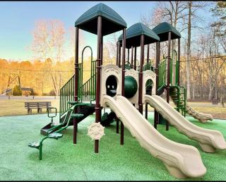 World Cup Cabin Hot Tub Fire Pit Sleeps 8 One Half Hour Drive from ATL - 6
