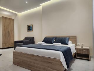 Cosy Studio Apartments - 8