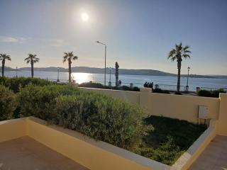 Seafront 3 Bedroom Semi-Villa with an Outstanding Seaview - 9
