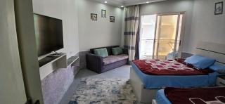 10 STEPS from BEACH and CITY HEART, Furnished with Modern Kitchenette - 3