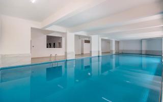 One Bedroom, Heatedpool, Gym, Junction Mall, Art cafe - 3