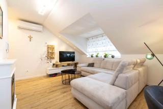 Tea 2BDR apartment with parking - 4