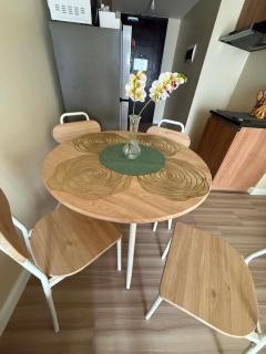 2 bedroom condo for 6 IT Park, Cebu City - 1