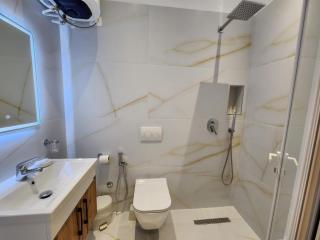 Cosy Studio Apartment - 4