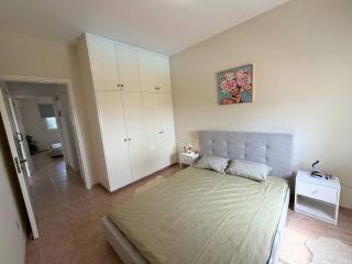 Sea View Apartment with Pool & Balcony in Peyia - 1