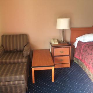 Crown Lodge Motel - 1