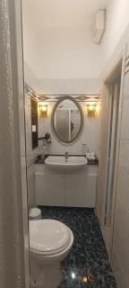 Penthouse in the historical center with sea view 5 minutes away from main square - 2