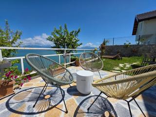 Pelikan Lake House - 0