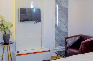 Henry George Hotel Ltd - 6