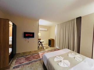 House Of Pyramids Hotel - 4