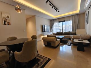 Two-bedroom apartment in balcony, 2 baths, kitchen - 0