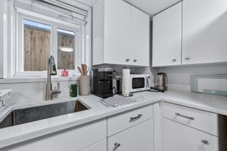 Serene Dunbar Retreat l Easy access to UBC DT YVR - 7