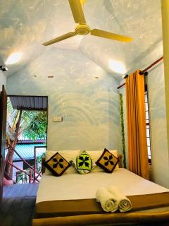 Lakeside Haven Resort - 4