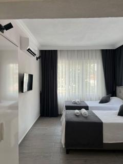 Lilia Homes - 8
